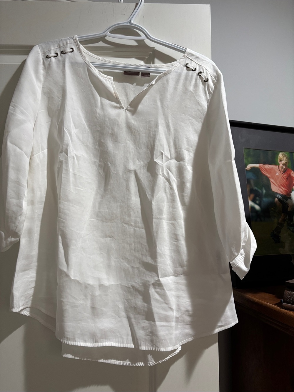 Chico's White Split-Neck Tunic with Shoulder Grommets